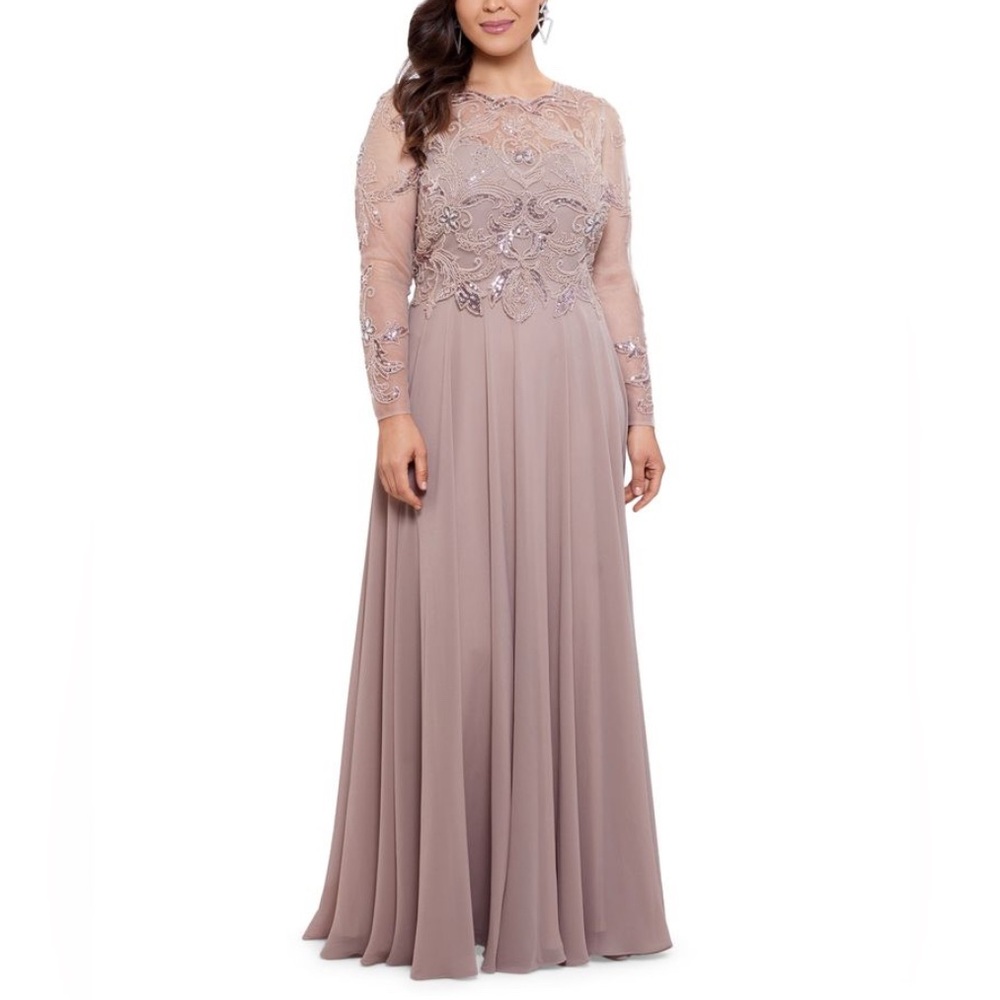 Xscape Plus Size Illusion Boat Neck Embroidered Sequin
Bodice Chiffon Gown Sz 14